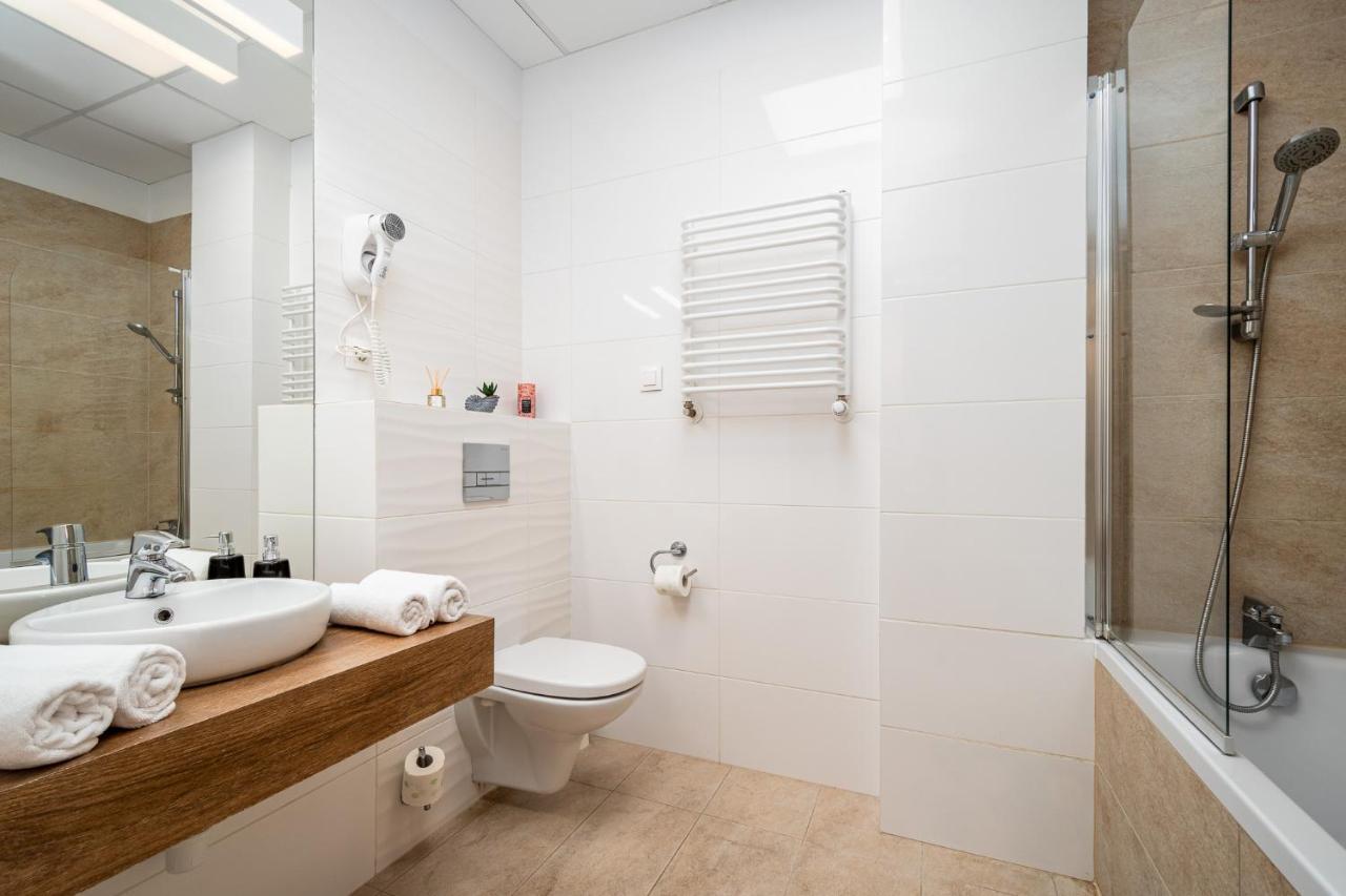 Apartment Al Jerozolimskie 216 Apart-wawa