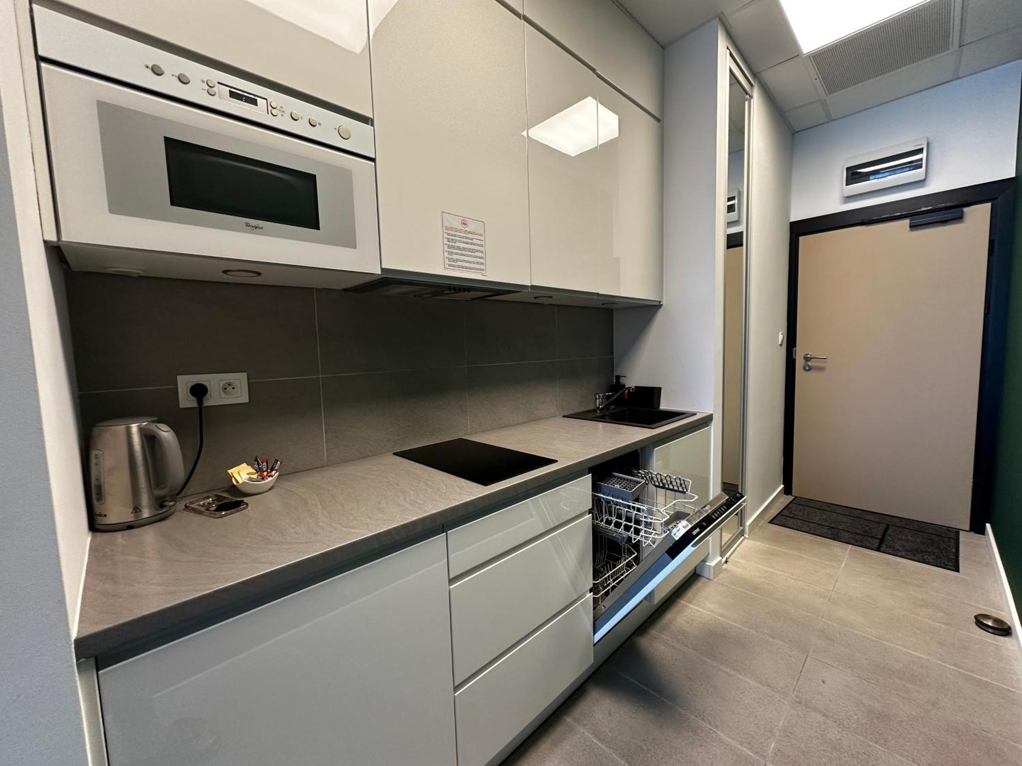 Al Jerozolimskie 216 Apart-wawa Leilighet